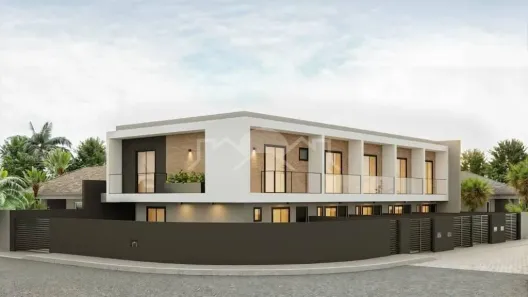 Sobrado com 3 Quartos à venda, 98m² no Vila Nova, Joinville