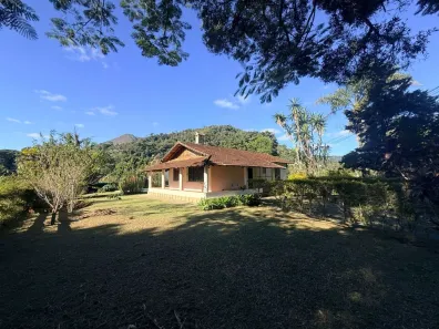 Casa com 2 Quartos à venda, 137m² no Bom Retiro, Teresópolis