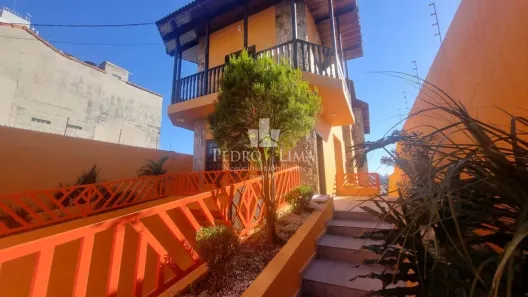 Sobrado com 5 Quartos para alugar, 400m² no Vila Marieta, São Paulo