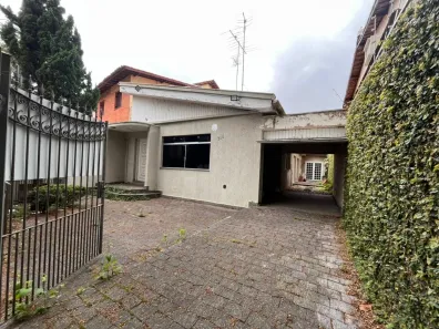 Casa com 3 Quartos para alugar, 140m² no Jardim Trussardi, São Paulo