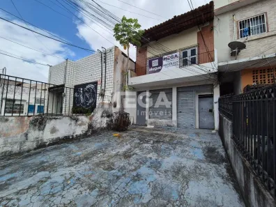 Casa com 2 Quartos para alugar, 40m² no Jardim América, Fortaleza