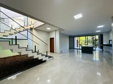 Casa de Condomínio com 4 Quartos à venda, 318m² no Condomínio do Lago 1ª Etapa, Goiânia