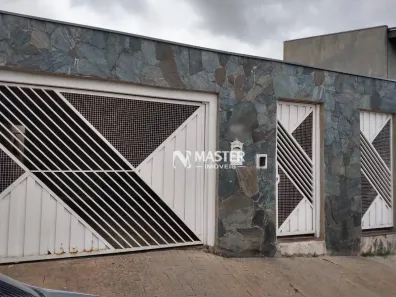 Casa com 3 Quartos à venda, 200m² no Palmital, Marília