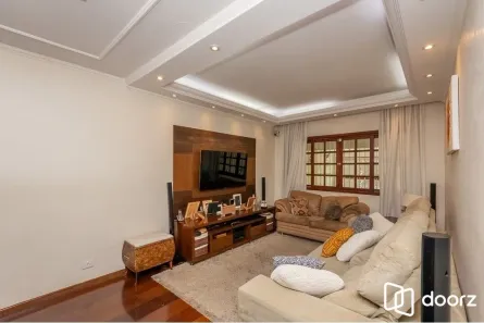 Casa com 3 Quartos à venda, 180m² no Vila Marari, São Paulo