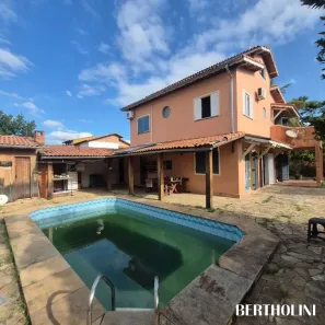 Casa com 6 Quartos para alugar, 200m² no Vila Pinheiro, Itatiaia