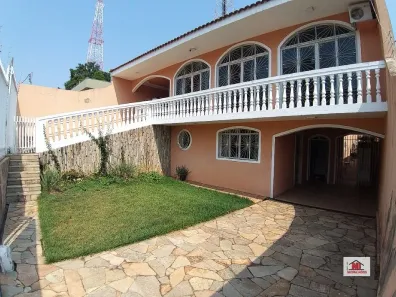 Casa com 4 Quartos à venda, 240m² no Centro-Norte, Cuiabá