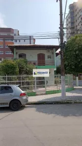 Sobrado com 4 Quartos à venda, 228m² no Centro, Mongaguá