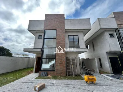 Sobrado com 3 Quartos à venda, 130m² no Cajuru, Curitiba