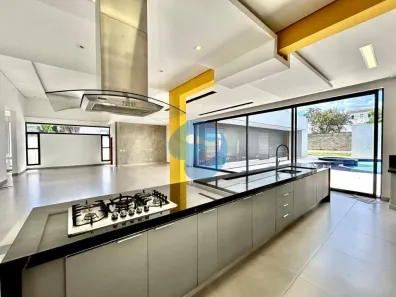 Casa com 3 Quartos para alugar, 457m² no Jd Escócia, Sorocaba