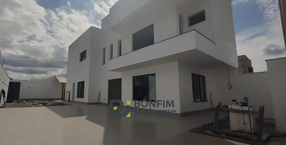 Casa com 3 Quartos à venda, 260m² no Bosque da Figueira, Governador Valadares