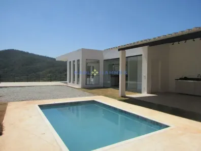 Casa com 3 Quartos à venda, 177m² no Pedro do Rio, Petrópolis
