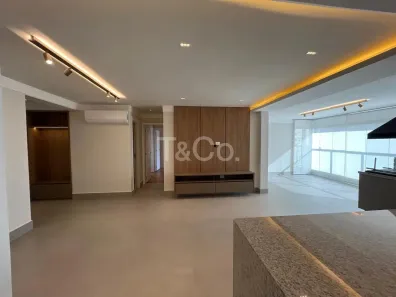 Apartamento com 3 Quartos para alugar, 126m² no Cambuí, Campinas
