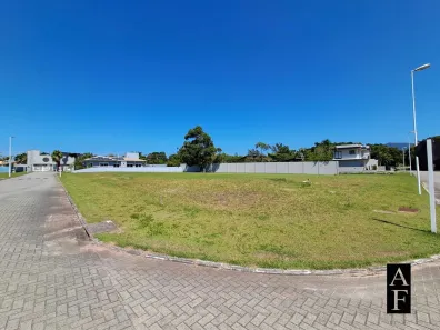Lote/Terreno à venda, 855m² no Araçatuba, Imbituba