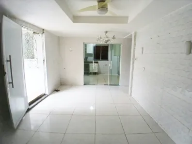 Casa com 1 Quarto à venda, 45m² no Centro, Duque de Caxias