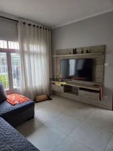 Sobrado com 4 Quartos à venda, 200m² no Jardim Cristiane, Santo André