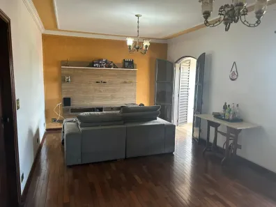 Sobrado com 3 Quartos à venda, 187m² no Jaraguá, Piracicaba