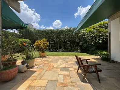 Sobrado com 4 Quartos à venda, 357m² no Jardim Leonor, São Paulo
