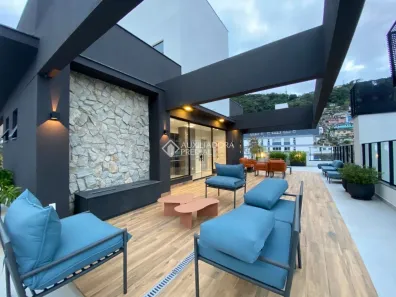 Apartamento com 2 Quartos à venda, 69m² no Centro, Florianópolis