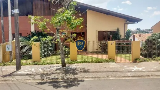 Casa com 3 Quartos à venda, 663m² no Estrela, Ponta Grossa