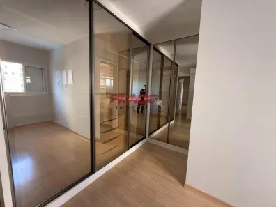 Apartamento com 2 Quartos para alugar, 60m² no Zona 02, Maringá