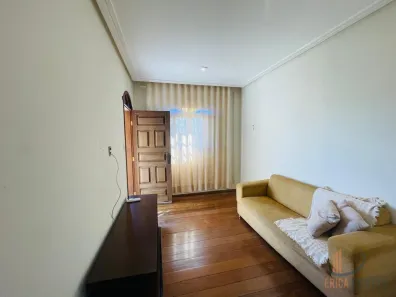 Apartamento com 3 Quartos para alugar, 13m² no Lourdes, Conselheiro Lafaiete