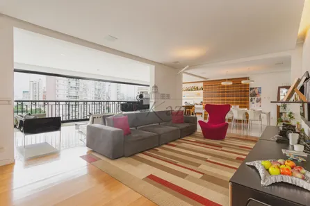Apartamento com 3 Quartos à venda, 230m² no Vila Mariana, São Paulo