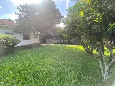 Casa com 3 Quartos para alugar, 130m² no Itacorubi, Florianópolis
