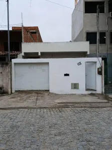 Casa com 1 Quarto à venda, 70m² no Parque Julião Nogueira, Campos dos Goytacazes