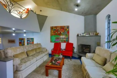 Sobrado com 4 Quartos à venda, 400m² no Vila Bastos, Santo André