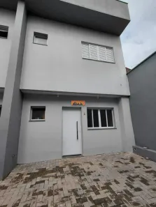 Casa com 3 Quartos para alugar, 80m² no Parque dos Pomares, Campinas