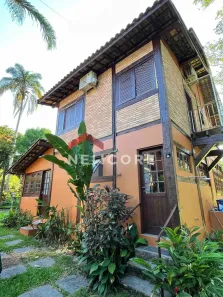 Casa de Condomínio com 3 Quartos à venda, 137m² no Cocaia, Ilhabela