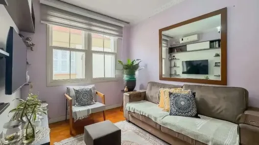 Apartamento com 2 Quartos à venda, 59m² no Vila Ipiranga, Porto Alegre