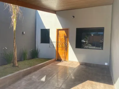 Casa com 3 Quartos para alugar, 200m² no Jardim Tókio, Londrina