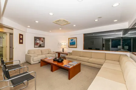Sala Comercial com 5 Quartos à venda, 131m² no Centro, Curitiba