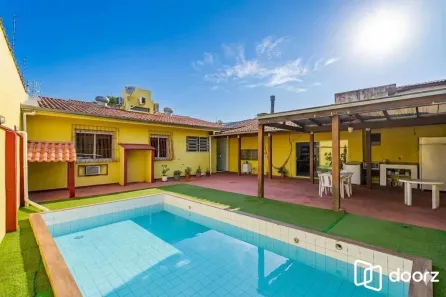 Casa com 3 Quartos à venda, 250m² no Partenon, Porto Alegre