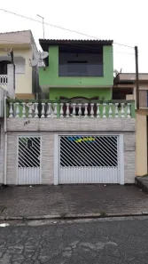 Sobrado com 3 Quartos à venda, 196m² no Condomínio Maracanã, Santo André