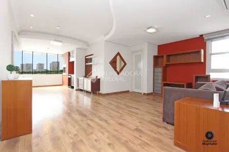 Apartamento com 3 Quartos à venda, 120m² no Chácara das Pedras, Porto Alegre