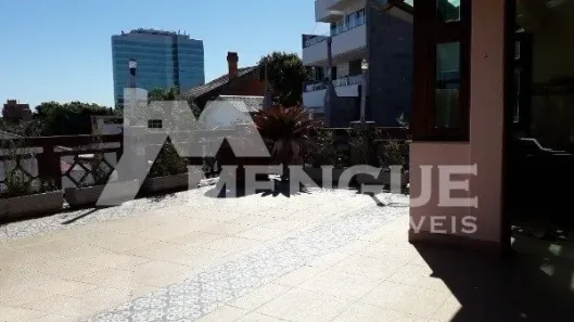 Casa com 5 Quartos à venda, 297m² no Chácara das Pedras, Porto Alegre