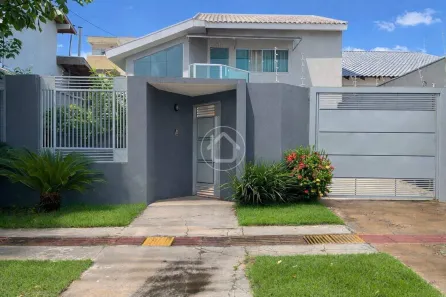 Sobrado com 3 Quartos à venda, 200m² no Monte Castelo, Campo Grande
