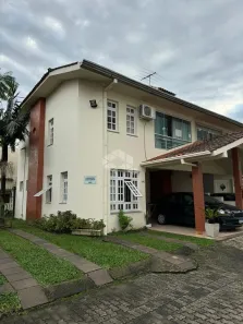 Casa de Condomínio com 3 Quartos à venda, 136m² no Camobi, Santa Maria