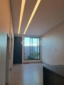 Casa com 3 Quartos à venda, 172m² no Grand Ville, Uberlândia