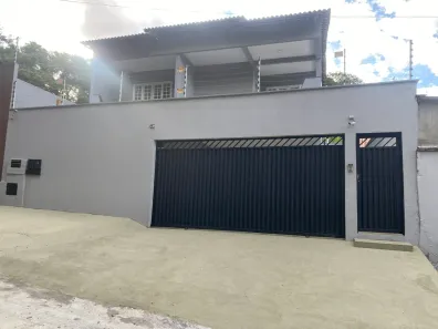 Casa com 4 Quartos à venda, 310m² no Residencial Olinda, Goiânia