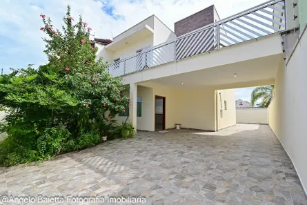 Sobrado com 3 Quartos à venda, 148m² no Bal Stella Maris, Peruíbe