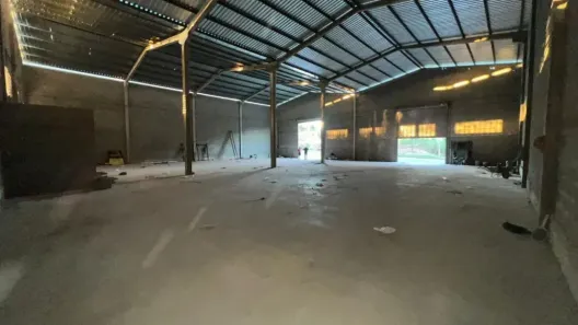 Galpão/Depósito/Armazém com 1 Quarto para alugar, 700m² no Vale Quem Tem, Teresina