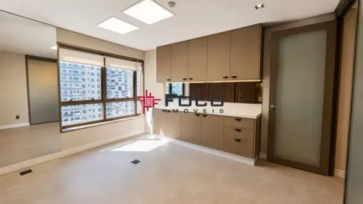 Sala Comercial à venda, 32m² no Condomínio Royal Park, São José dos Campos