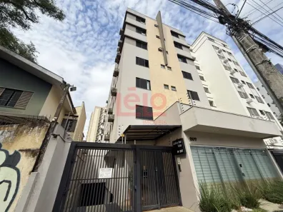 Apartamento com 2 Quartos para alugar, 60m² no Zona 07, Maringá