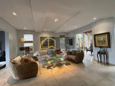 Casa de Condomínio com 4 Quartos para alugar, 310m² no Jardins Paris, Goiânia