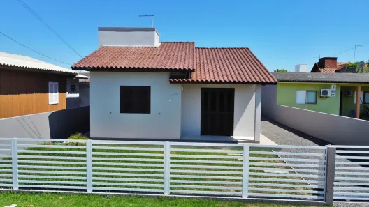 Casa com 2 Quartos à venda, 62m² no Jardim Ultramar, Balneário Gaivota