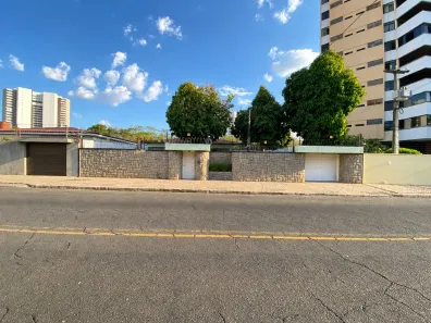 Imóvel Comercial com 4 Quartos para alugar, 450m² no São Cristóvão, Teresina