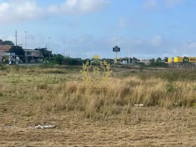 à venda, 837m² no Vinhateiro, São Pedro da Aldeia